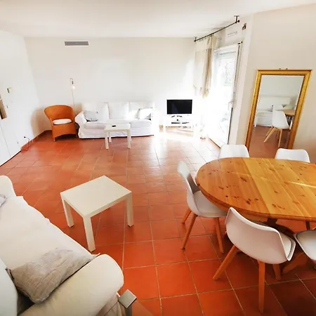 Domes Seaside Piscine, Free Parking, Airport Tramway