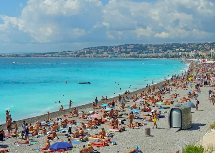 Апартаменты Domes Seaside Piscine, Free Parking, Airport Tramway *